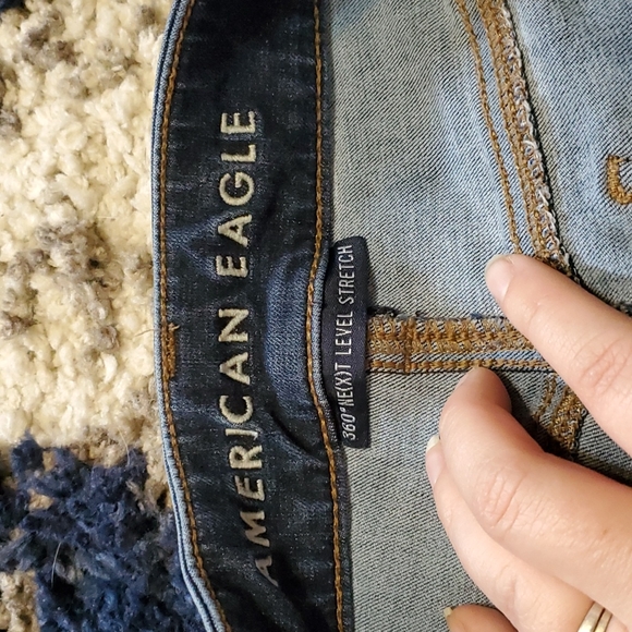 American Eagle Hi-Rise Shortie Shorts sz 8 - Picture 3 of 5